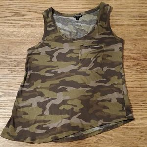 Express Camo tank top